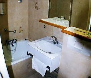 Louisa Hôtel Paris 2*,  França