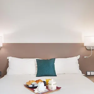Hotel Courcelles Médéric, París