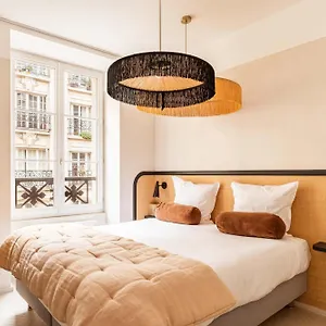 Hotel Maison Traversiere, París